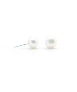 Pearl Studs (8-8.5mm)
