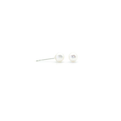 Pearl Studs (5-5.5mm)