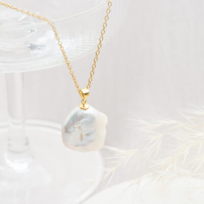 Single White Keshi Pearl Necklace (YG)