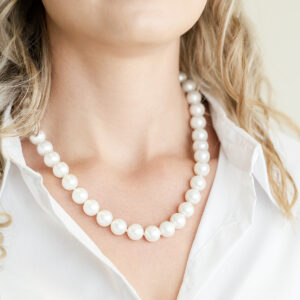 Shell Pearl Necklace (12 mm)