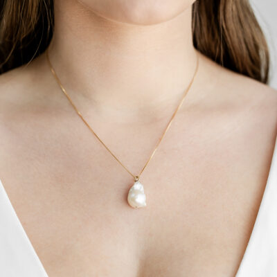 9ct YG Baroque Pearl Pendant