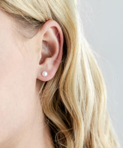 Pearl Studs (5-5.5mm)